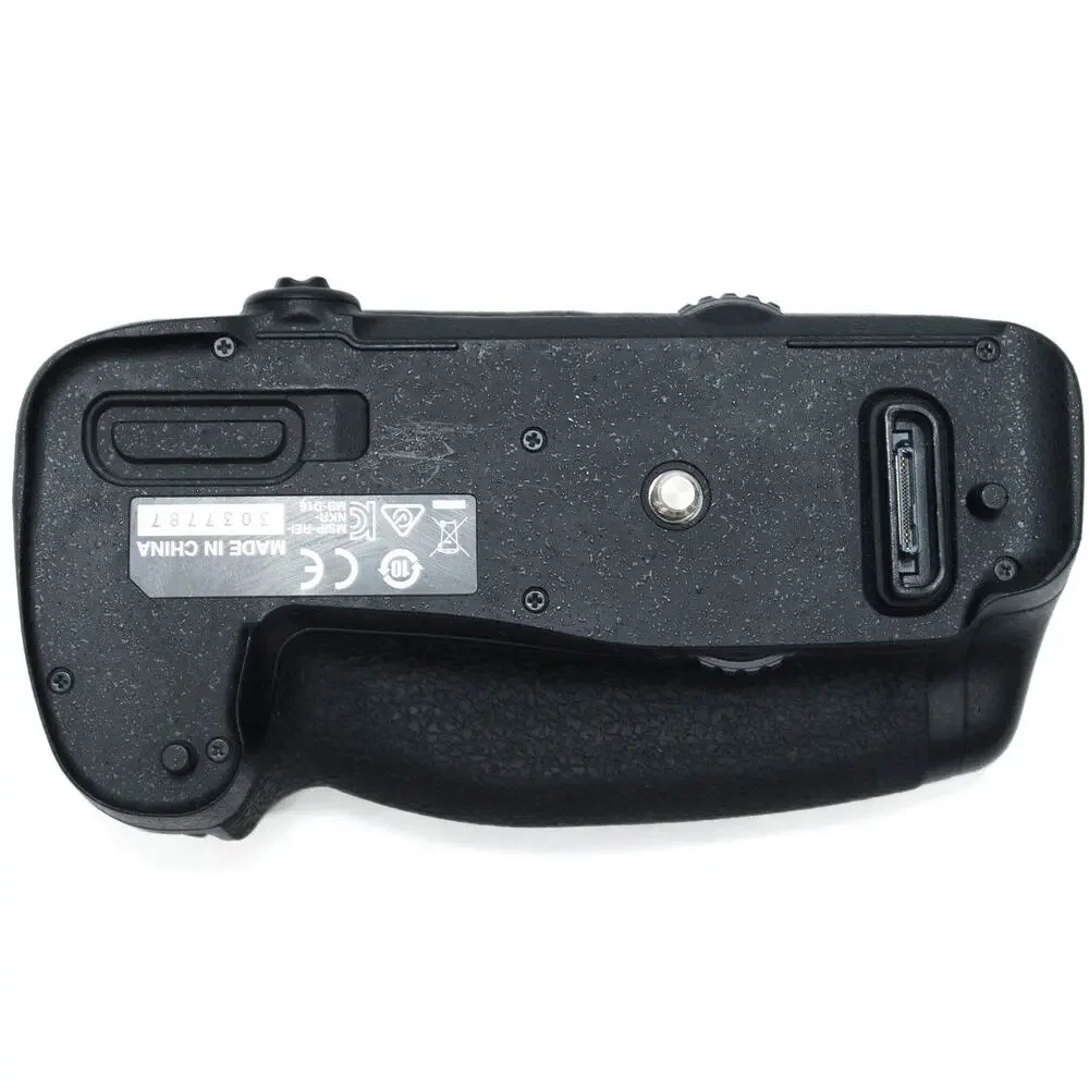 Nikon MB-16 Vertical Battery Grip for Nikon D750 DSLR Camera
